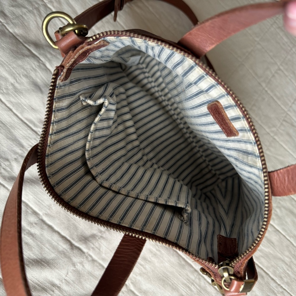 Madewell small crossbody tote - Picture 2 of 3
